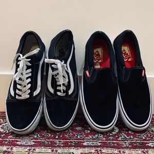 2 pairs of Vans